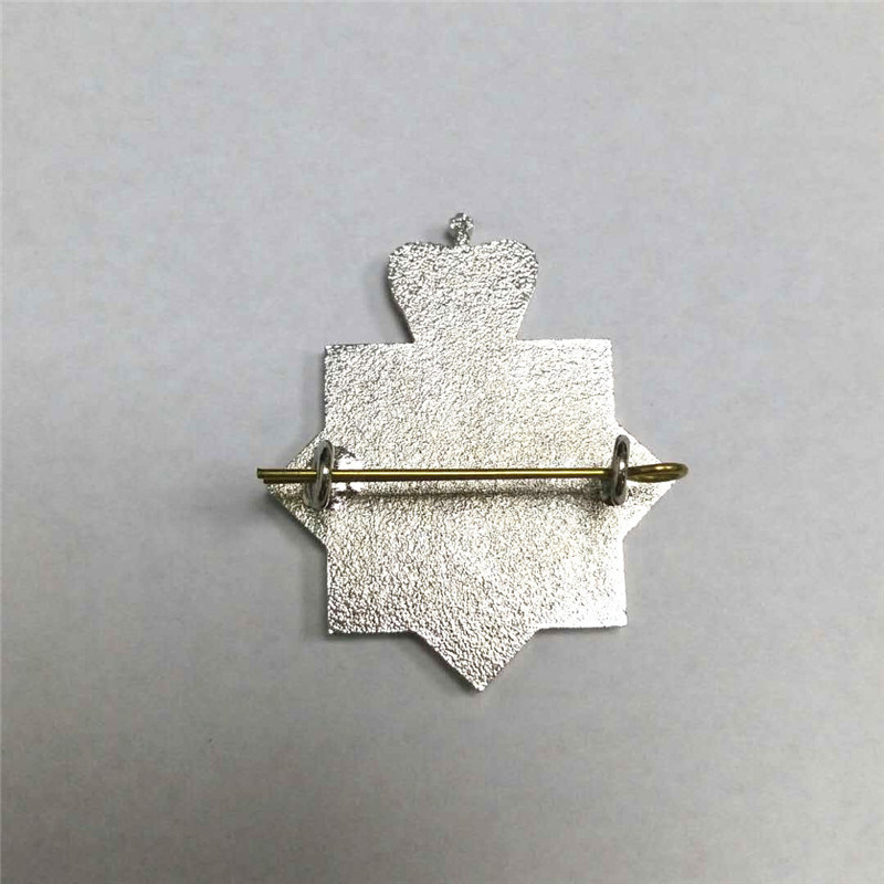 Abzeichen um den Hals