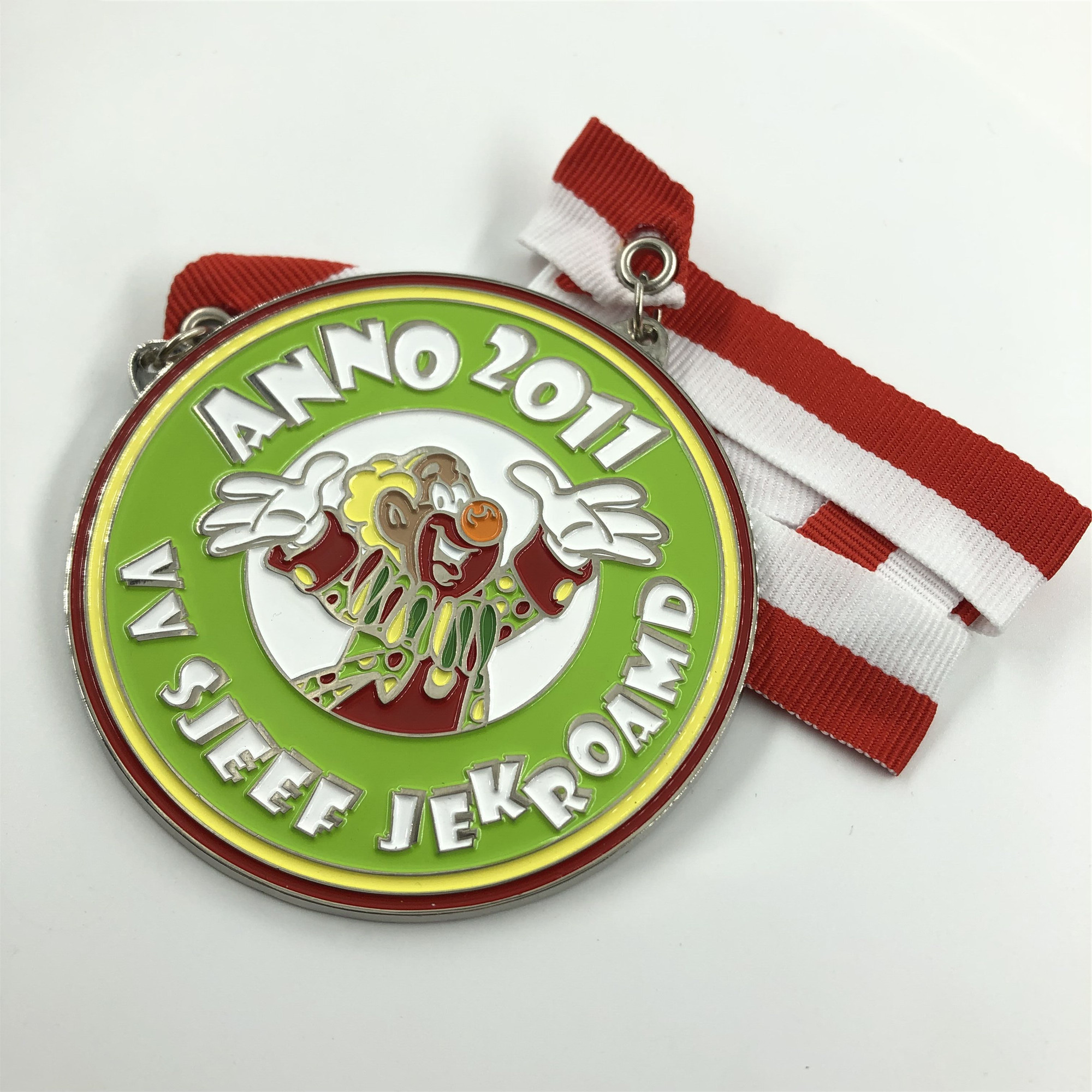  Hot Sale Product Soft Enamel Antique Brass Pig Shape Individuelle Karnevalsorden Medallion Zinc Alloy Medal